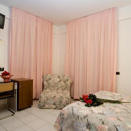 Hotel Il Quadrifoglio Cascia Kültér fotó