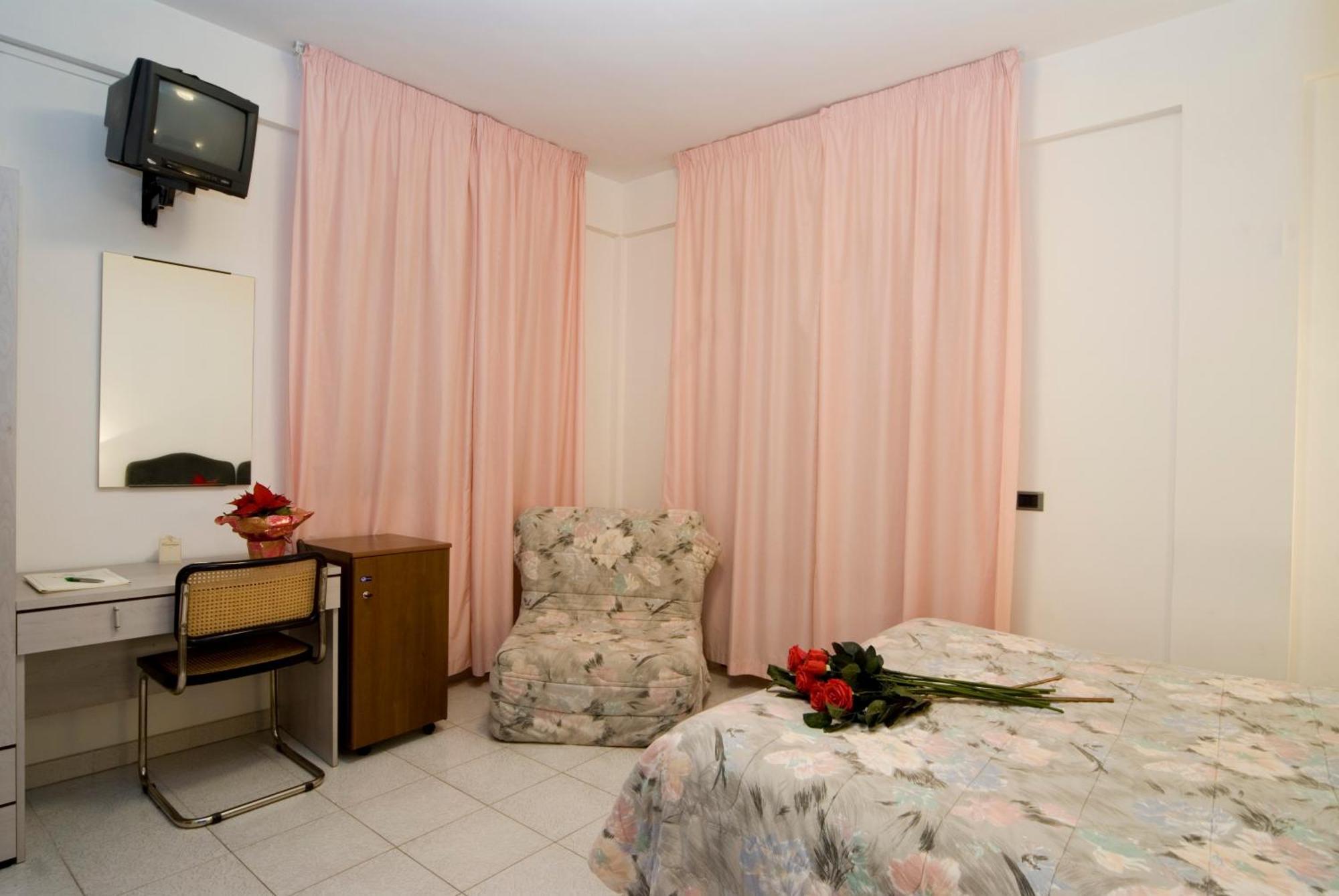Hotel Il Quadrifoglio Cascia Kültér fotó